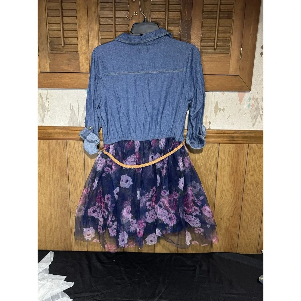lilt embrace charm